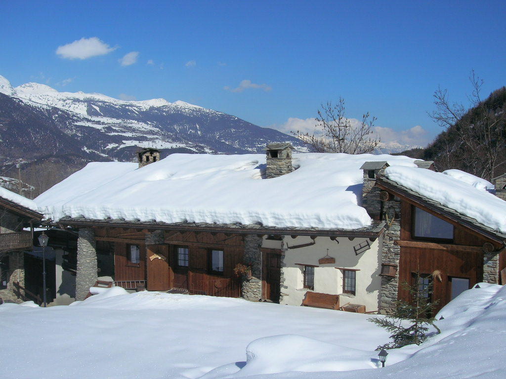 Les Chevreuils Bed and Breakfast Introd Εξωτερικό φωτογραφία
